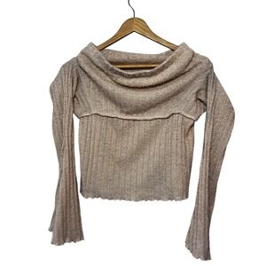 Silence Noise Sweater Med Bell Sleeve Fuzzy Knit‎ Crop Top Pullover Off Shoulder